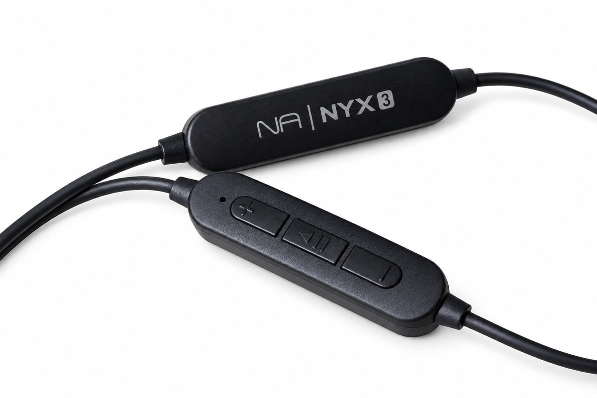 Nyx3 in-line remote with volume and play/pause buttons and the call microphone