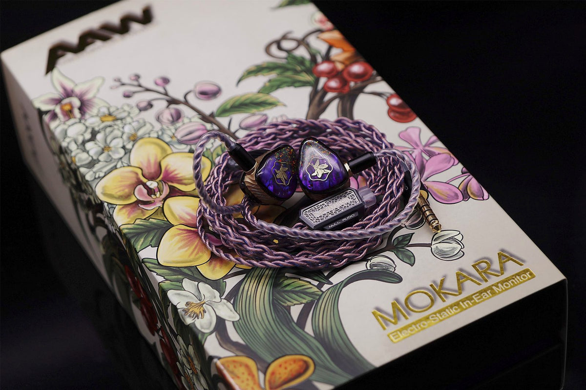 Vanda and AAW Mokara on the Mokara box
